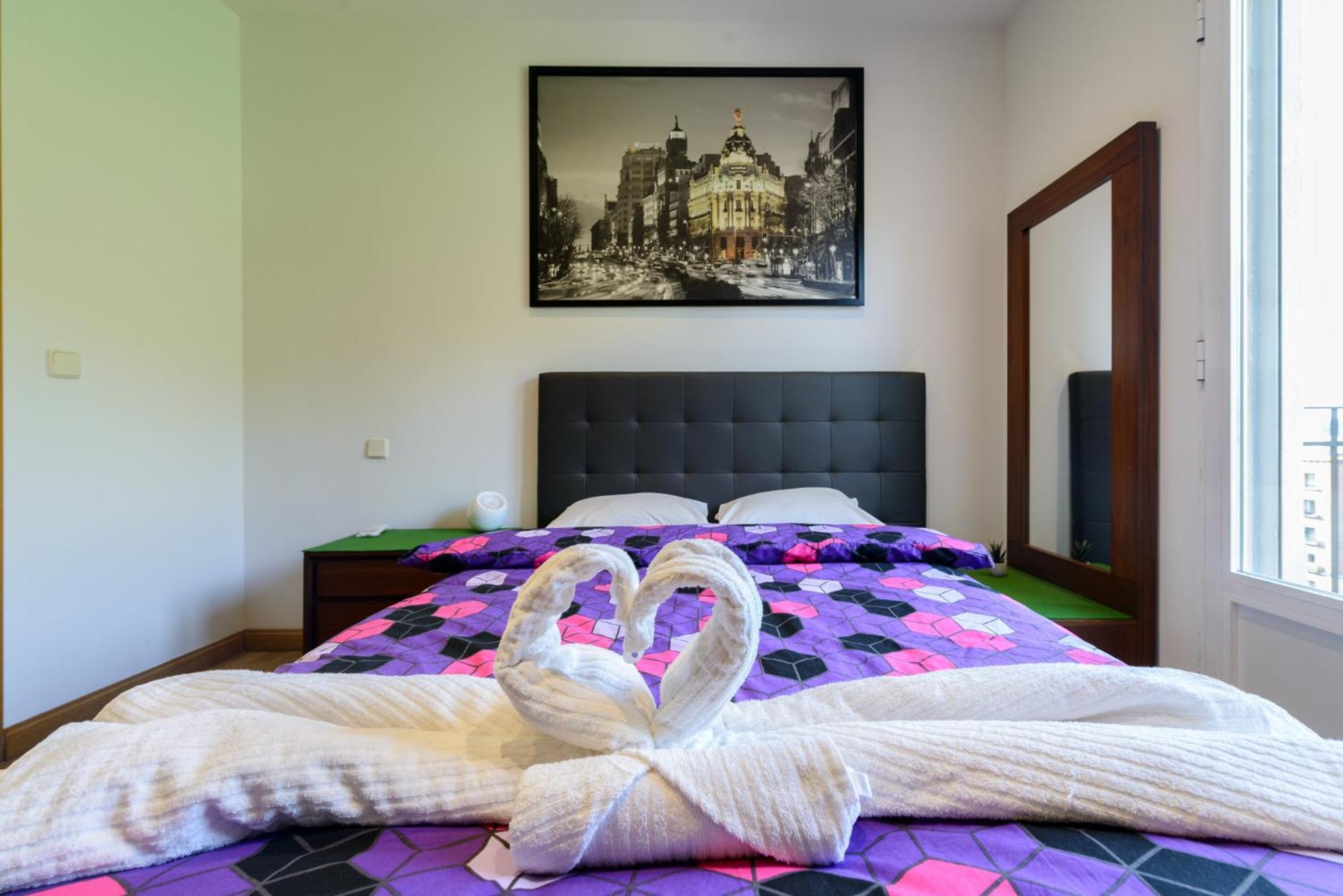 Amplio Piso En Madrid Centro Con Vistas Al Templo De Debodアパートメント エクステリア 写真